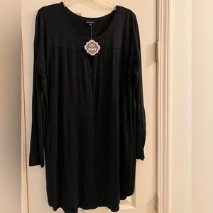 NEW W TAGS!!  XXL Coco+Carmen Black Dress. 94% Rayon and 6% Spandex.
